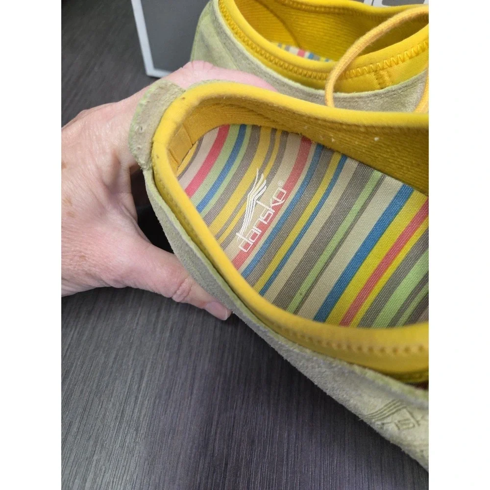 Dansko Elise Suede Shoes Womens 39 US 8.5 Green Slip Resistant Lace Up Sneakers